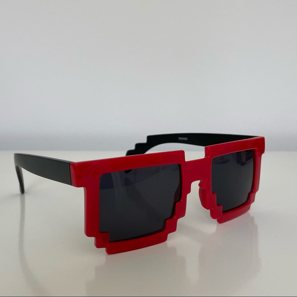Unisex geometric red sunglasses